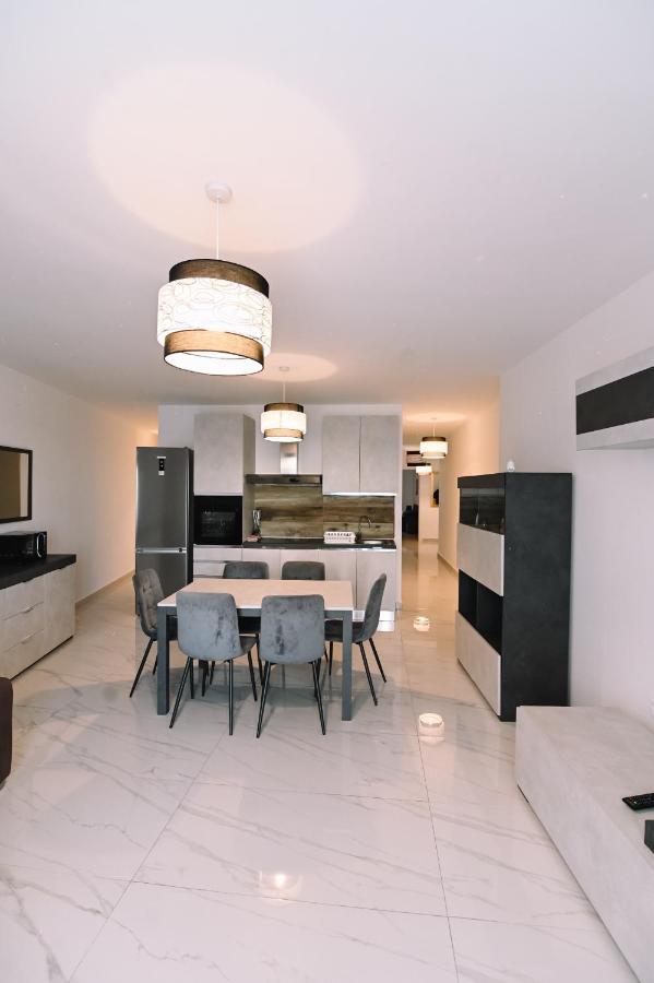 Spacious 3 Bedroom In Sliema! Экстерьер фото