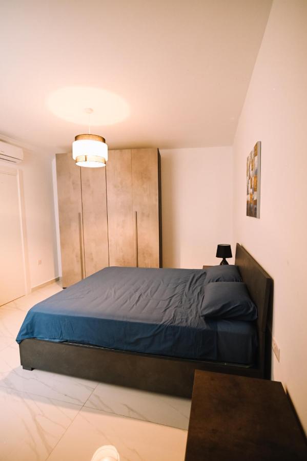 Spacious 3 Bedroom In Sliema! Экстерьер фото